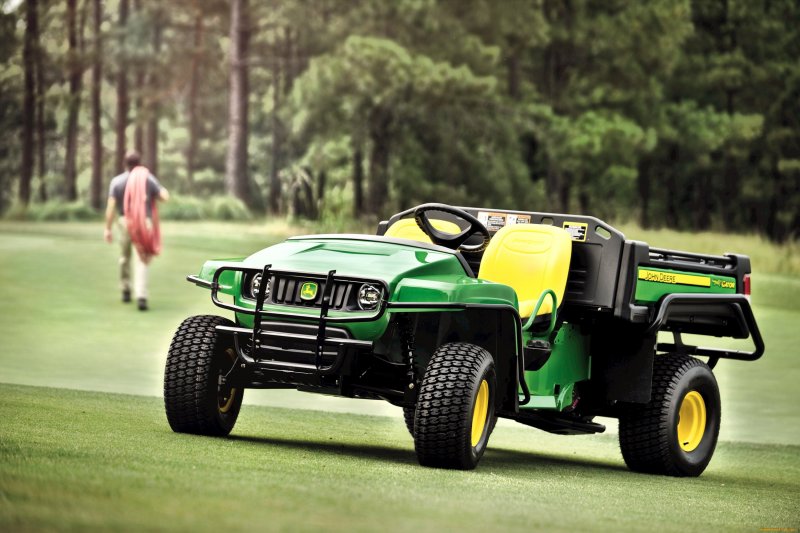 John Deere Gator AMT 600