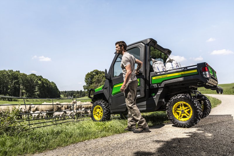 John Deere багги
