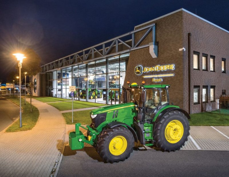 John Deere 7220