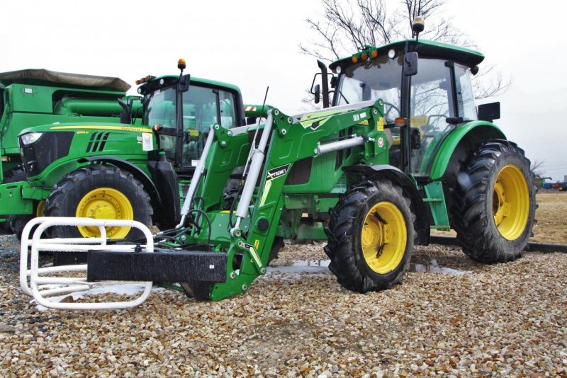 John Deere 1350