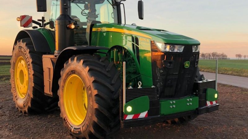 Трактора John Deere 8r