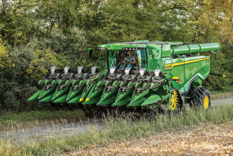 Комбайн John Deere x9