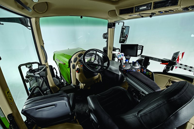 Fendt 1050 кабина