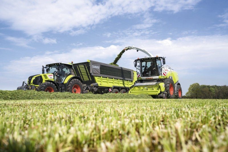 Кормоуборочный комбайн CLAAS семейства Jaguar