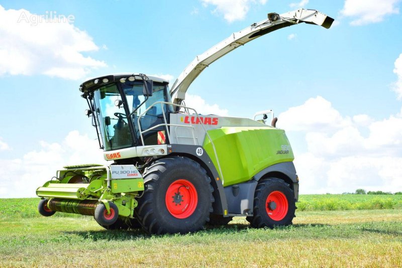 Кормоуборочный комбайн CLAAS Jaguar 850