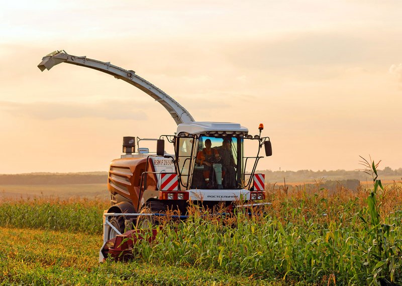 Кормоуборочный комбайн f2650 Ростсельмаш