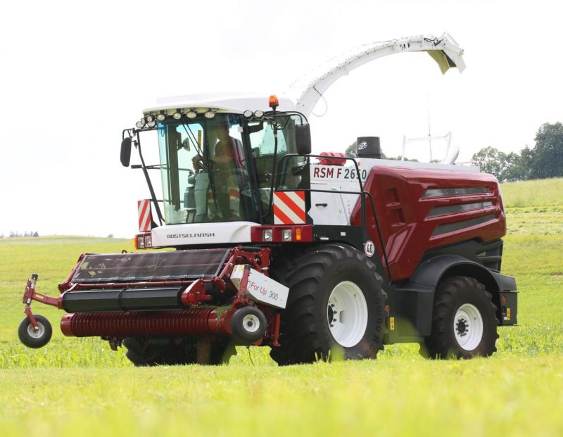 Кормоуборочный комбайн RSM F 2650