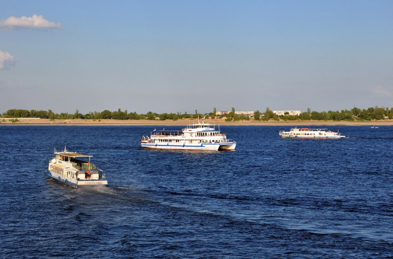 Теплоход Ладога Усинск