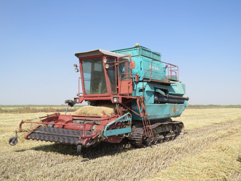 Комбайн Енисей 1500
