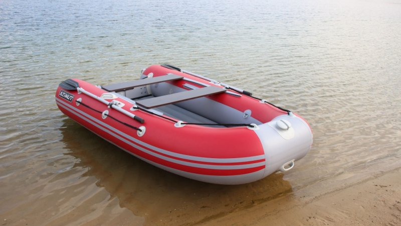 Лодка ПВХ Azimut Classic 330