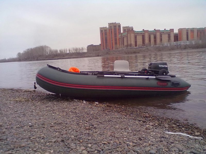 Лодка Корсар 3000