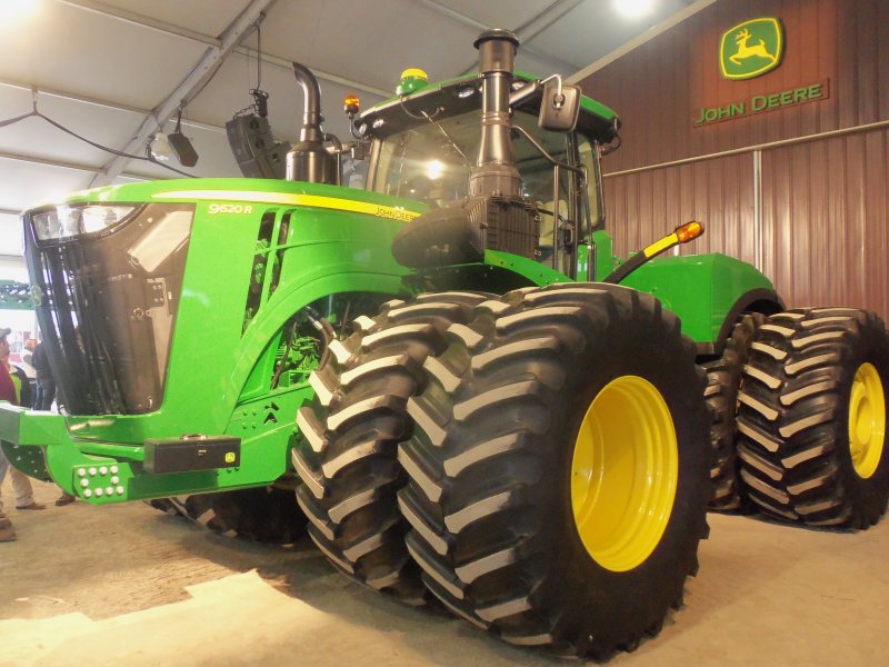 Трактор John Deere 9rx