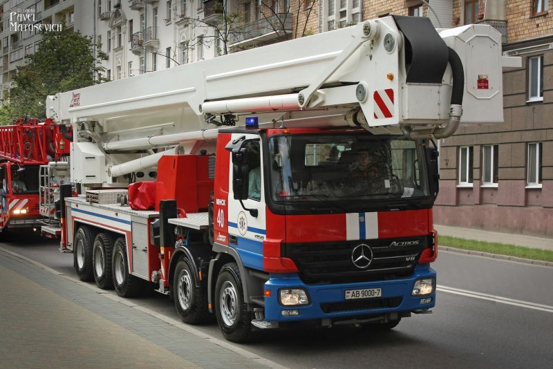 Bronto Skylift 90