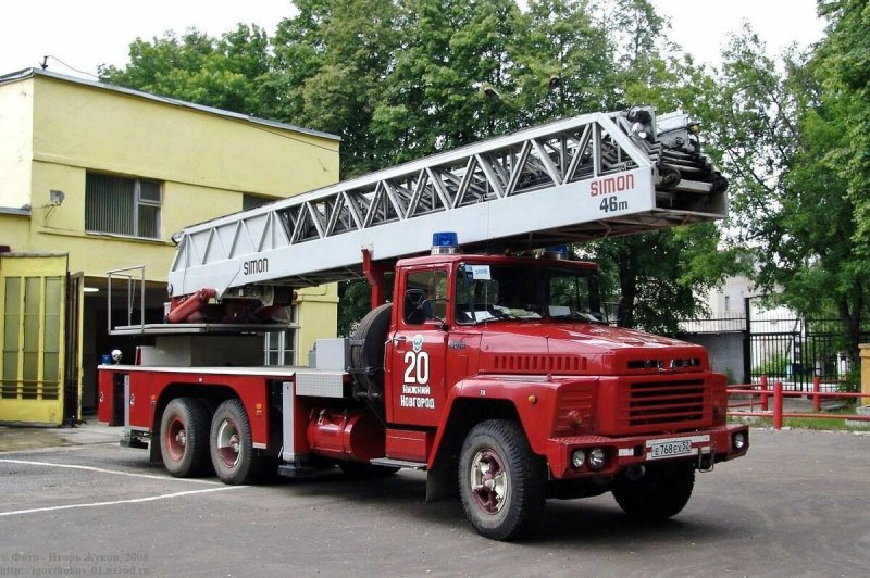 Пожарная автолестница Саймон-46 КРАЗ-250