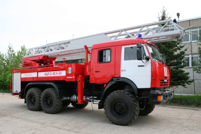 АЦЛ- 3 -40/4-24(КАМАЗ-43118)