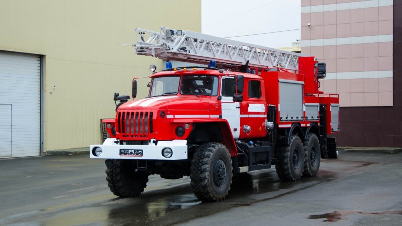 АЦЛ- 3 -40/4-24(КАМАЗ-43118)