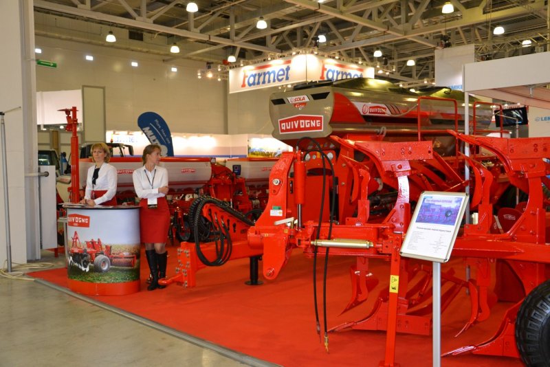 Kubota стенд АГРОСАЛОН