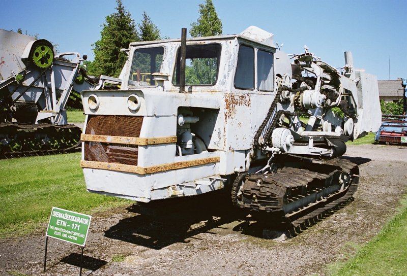 Траншеекопатель Амкодор xt15cd1