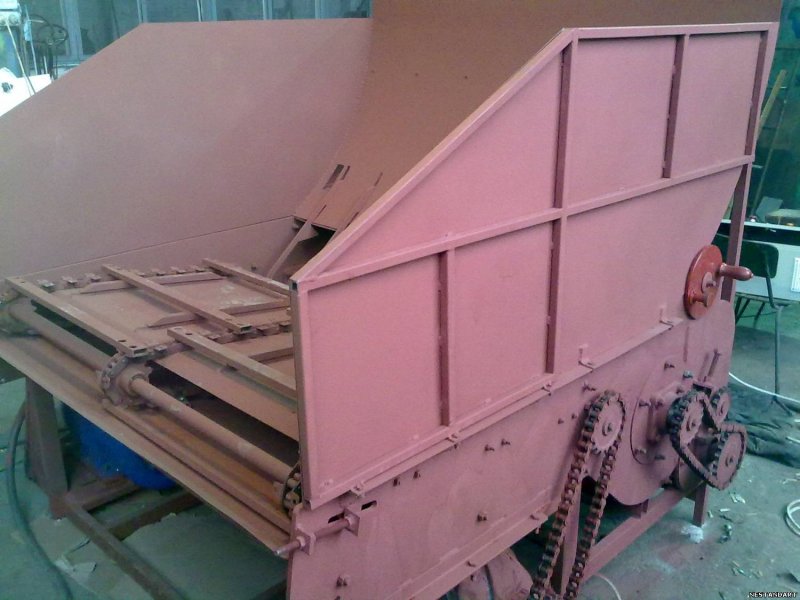 Измельчитель рулонов кормораздатчик Elho Rotor Cutter 1800