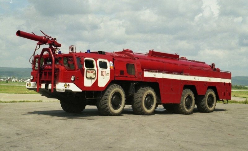 Пожарный Аэродромный автомобиль АА-60 (7310)