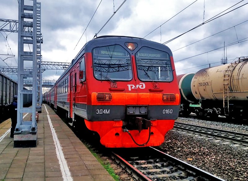 Электропоезд эд4м